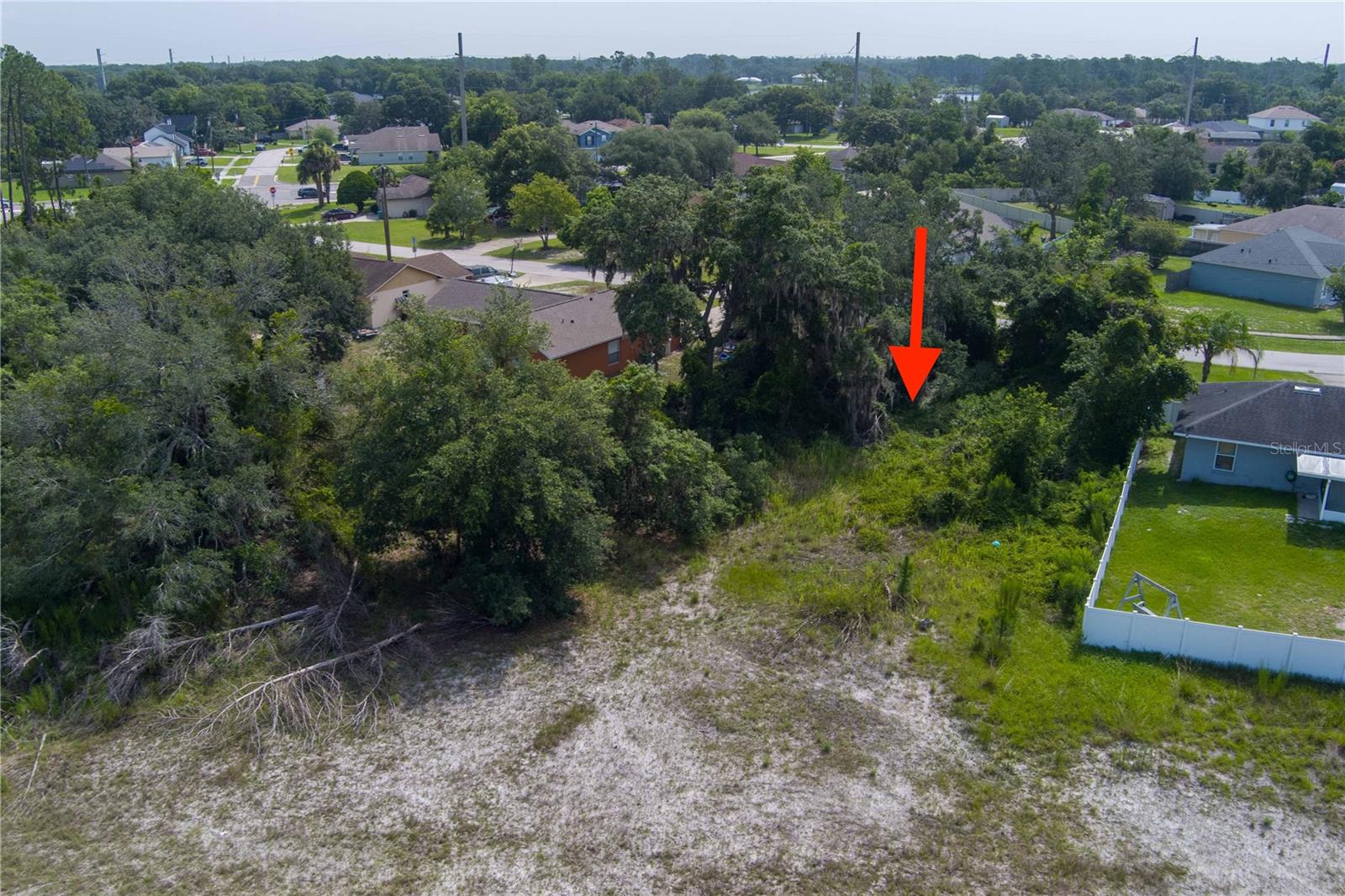 2599 HILLVIEW CIR — photo 8