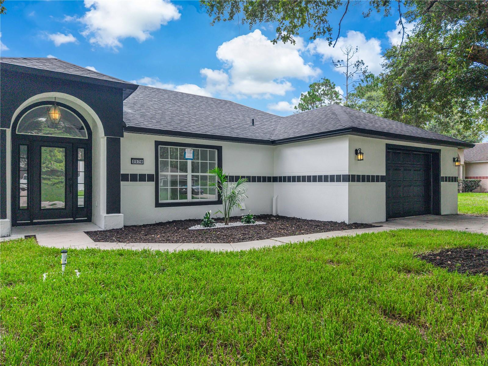 2570 COACHMAN DR — photo 4