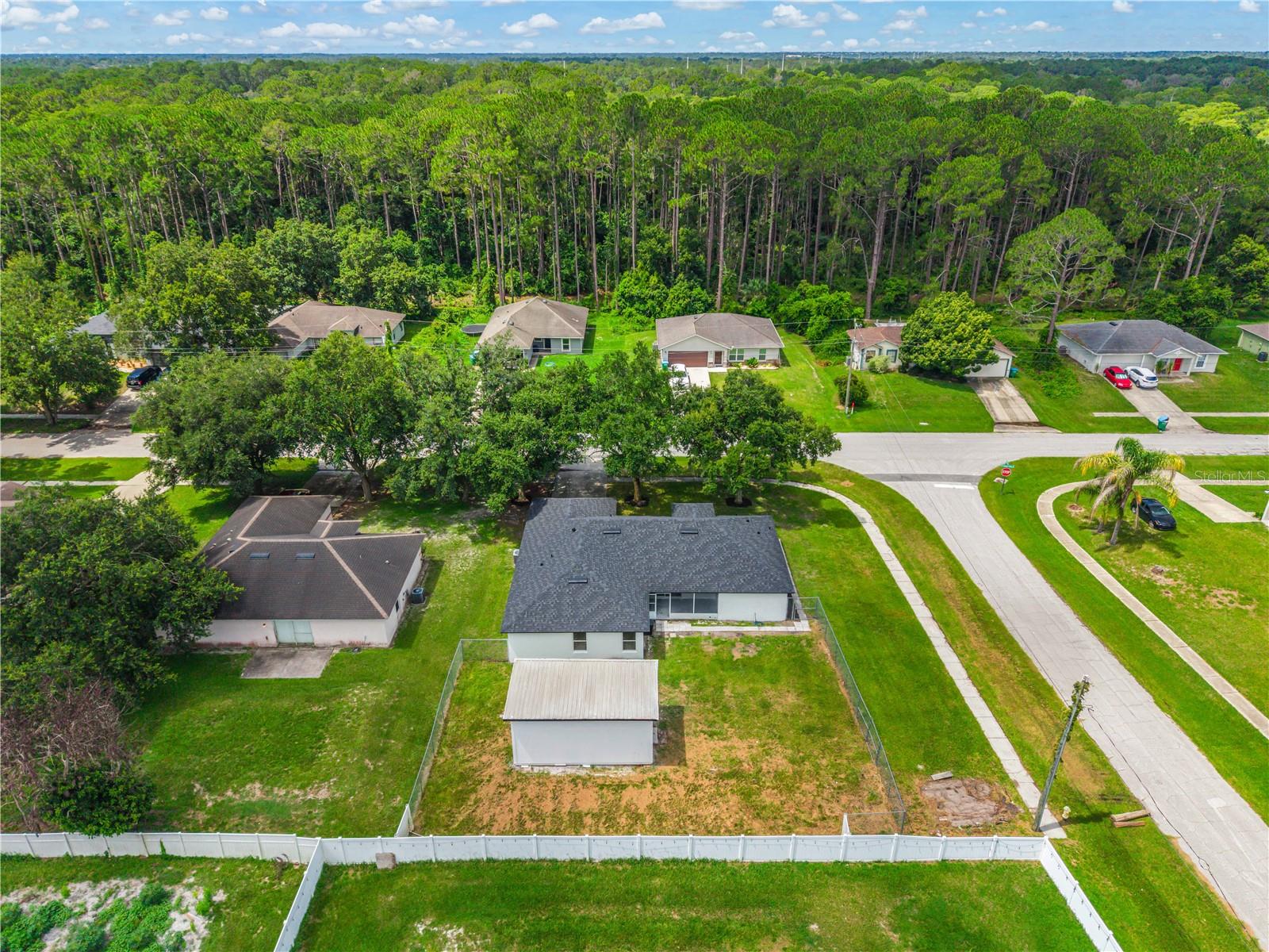 2570 COACHMAN DR — photo 9