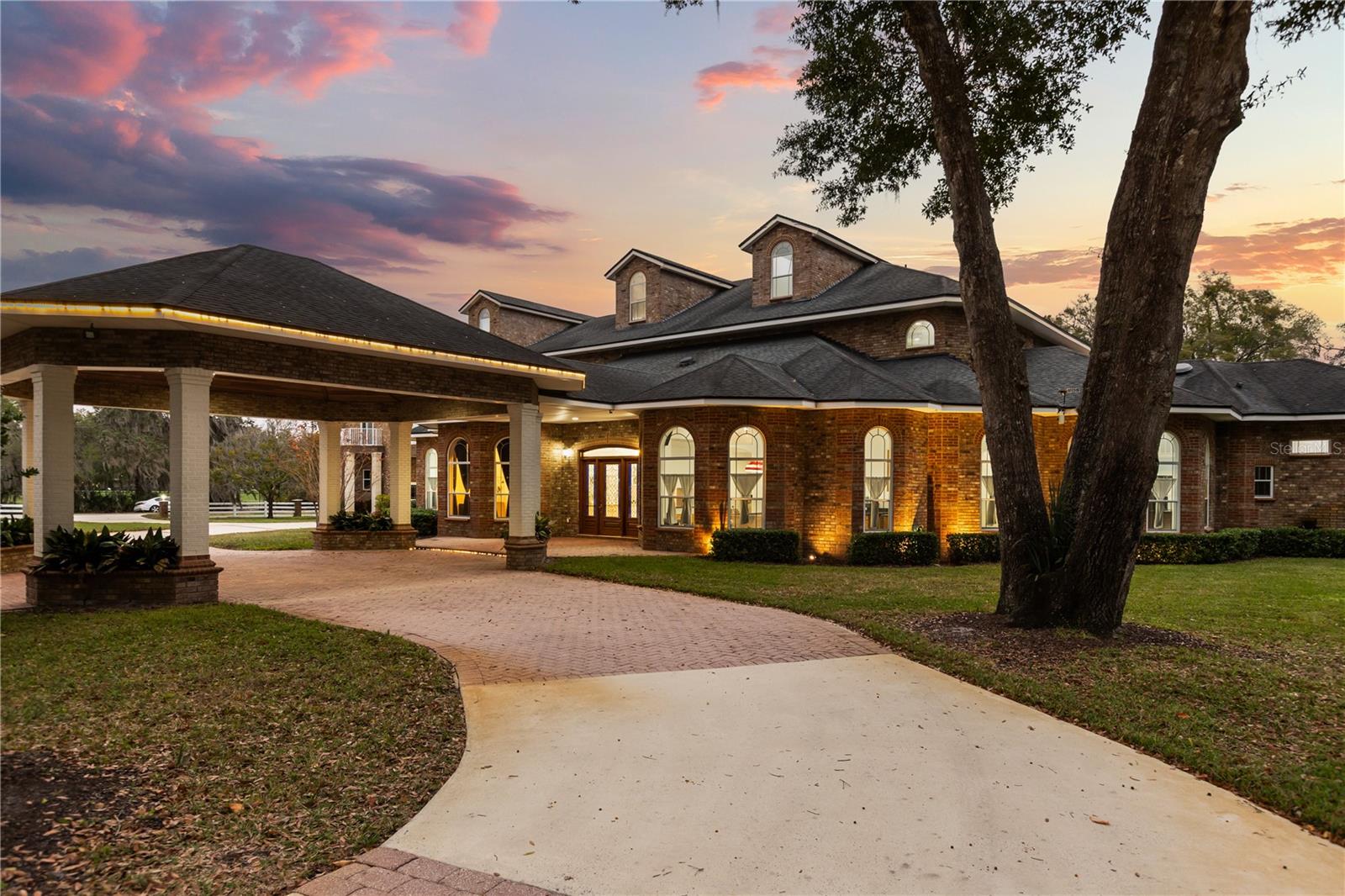 1501 LAKE MARKHAM RD — photo 2