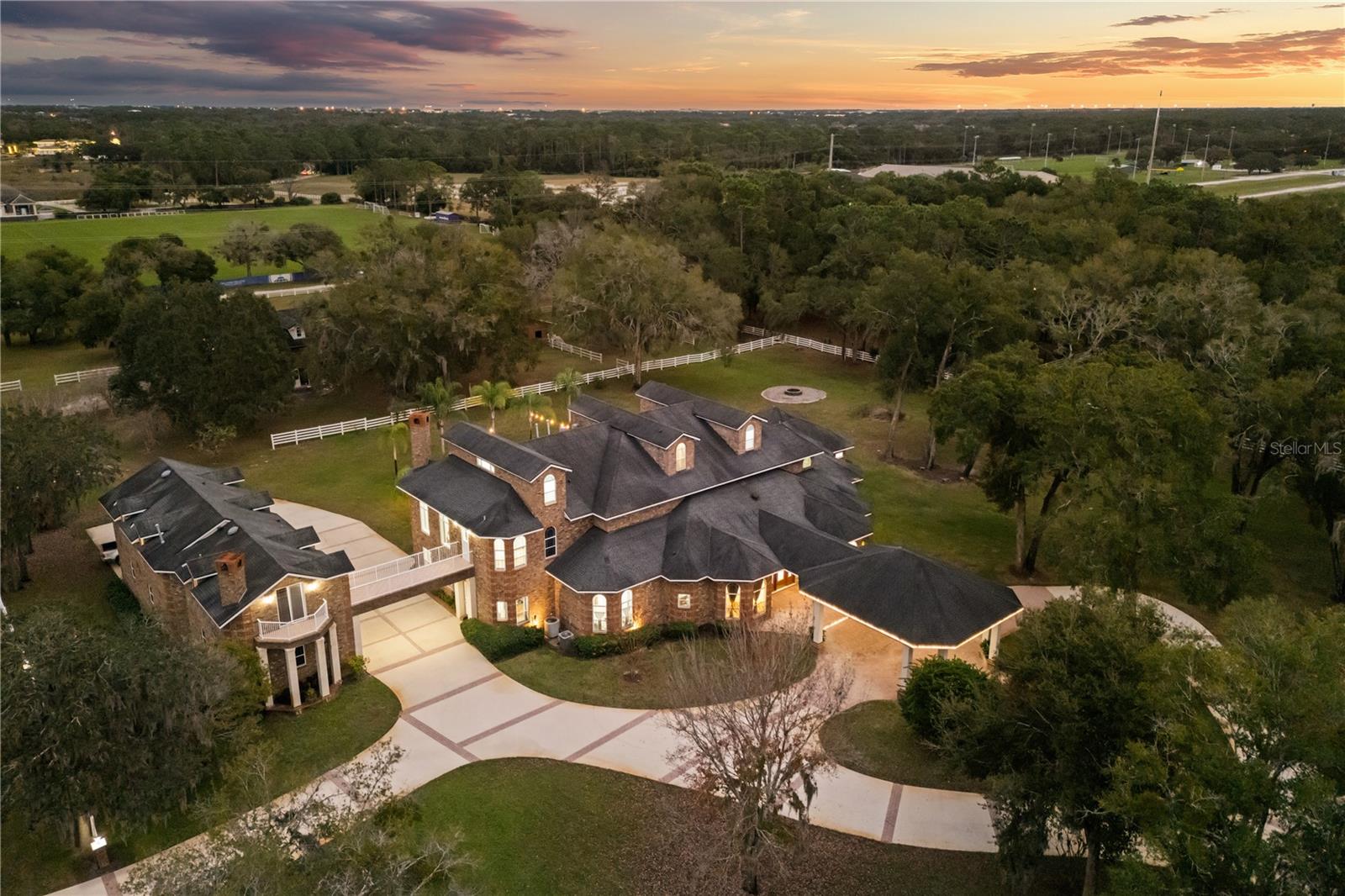 1501 LAKE MARKHAM RD — photo 11