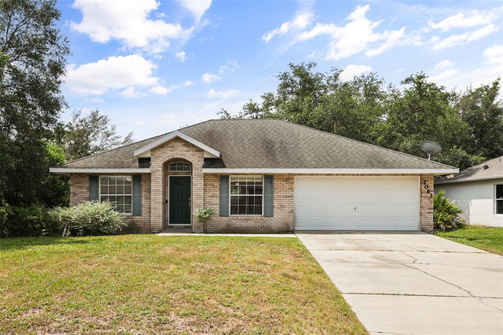 2063 MONTEREY DR — photo 2
