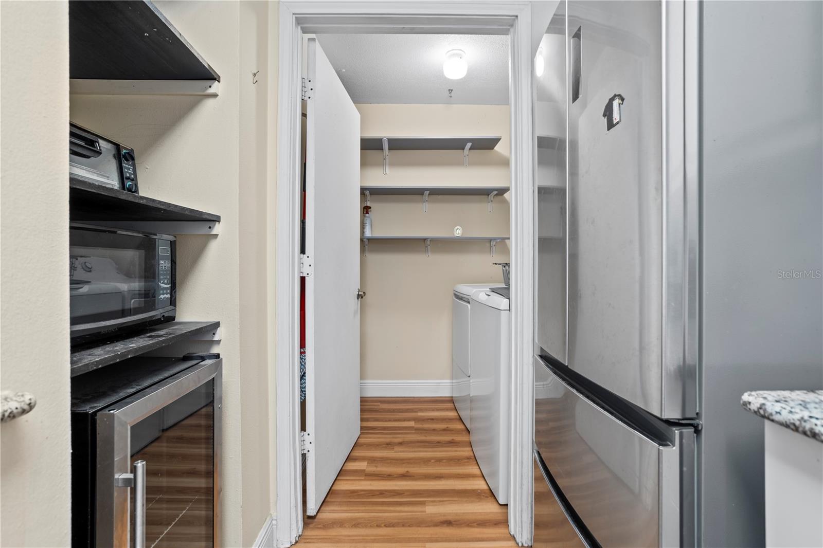 2504 GRASSY POINT DR #100 — photo 11