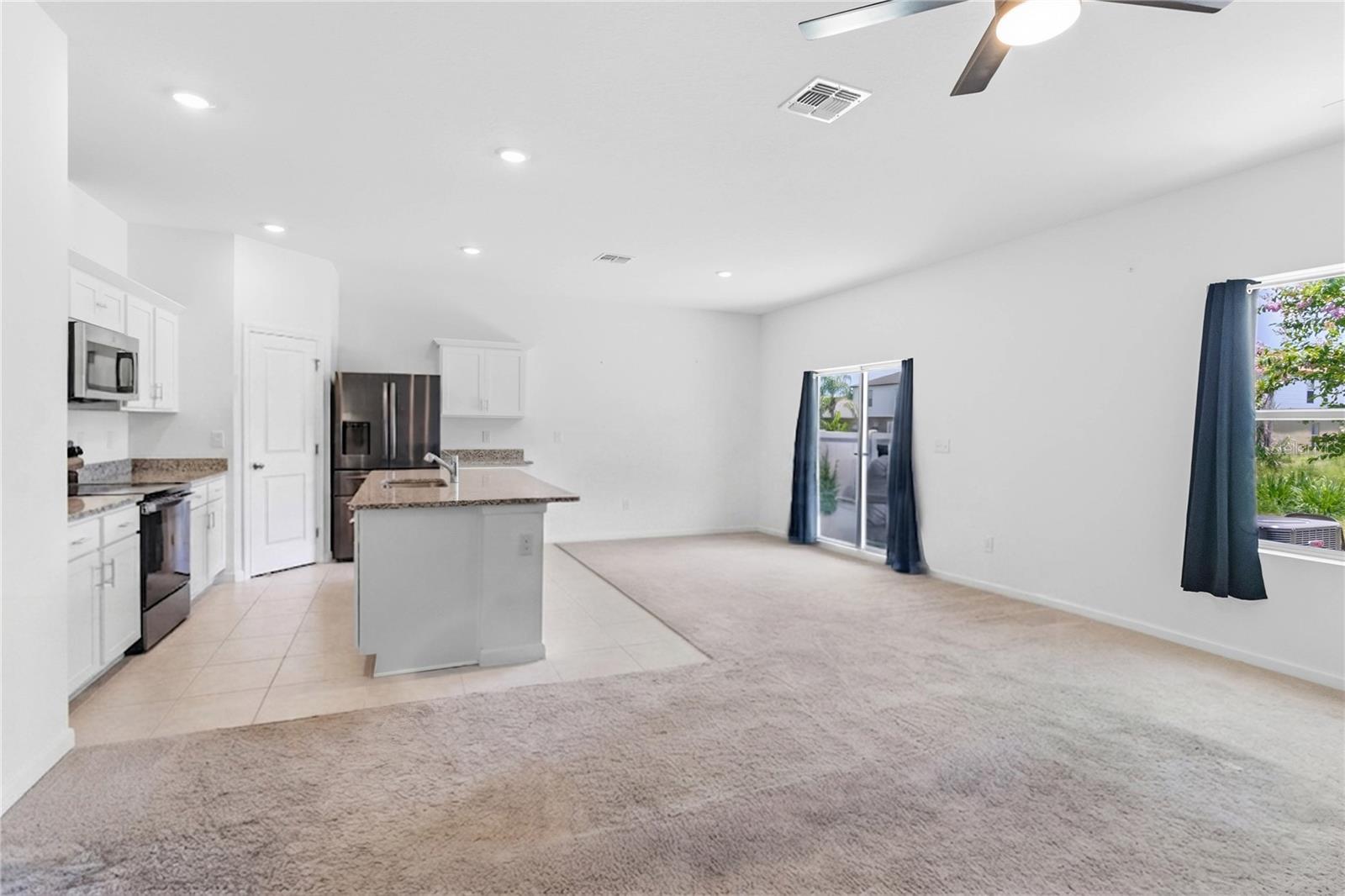 1457 DALKEITH CV — photo 3