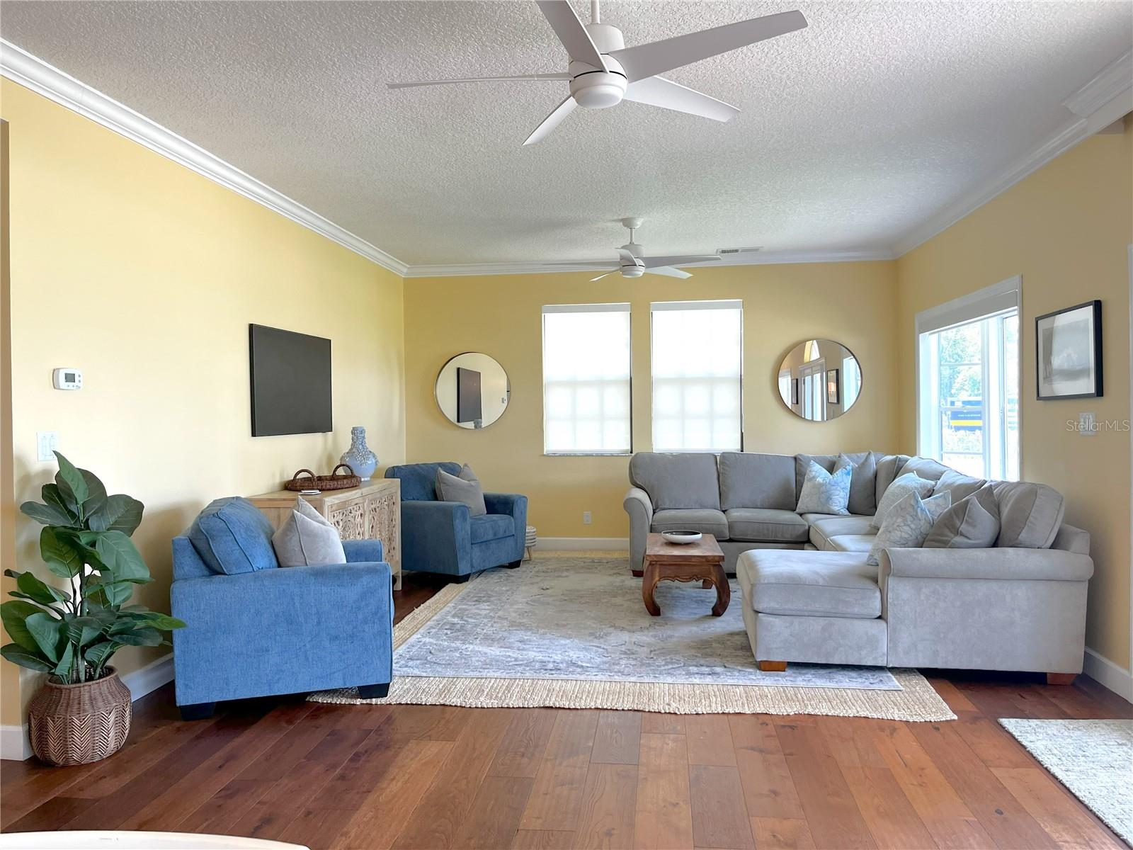 1426 RIVERSIDE DR — photo 8
