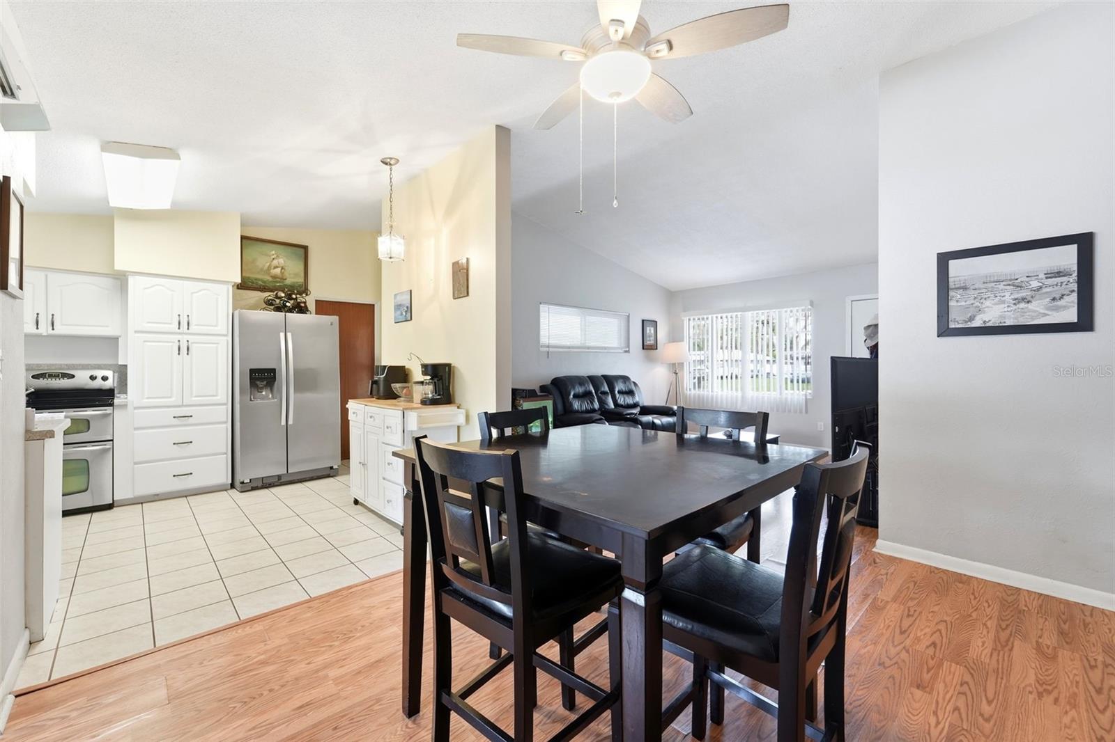 123 E LAKE MARY DR — photo 11