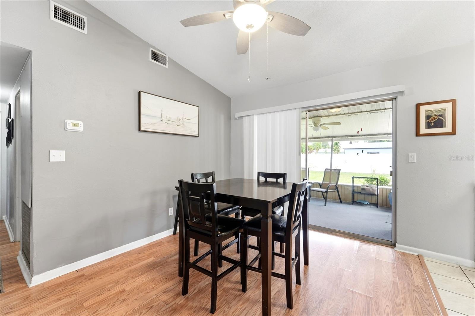 123 E LAKE MARY DR — photo 12