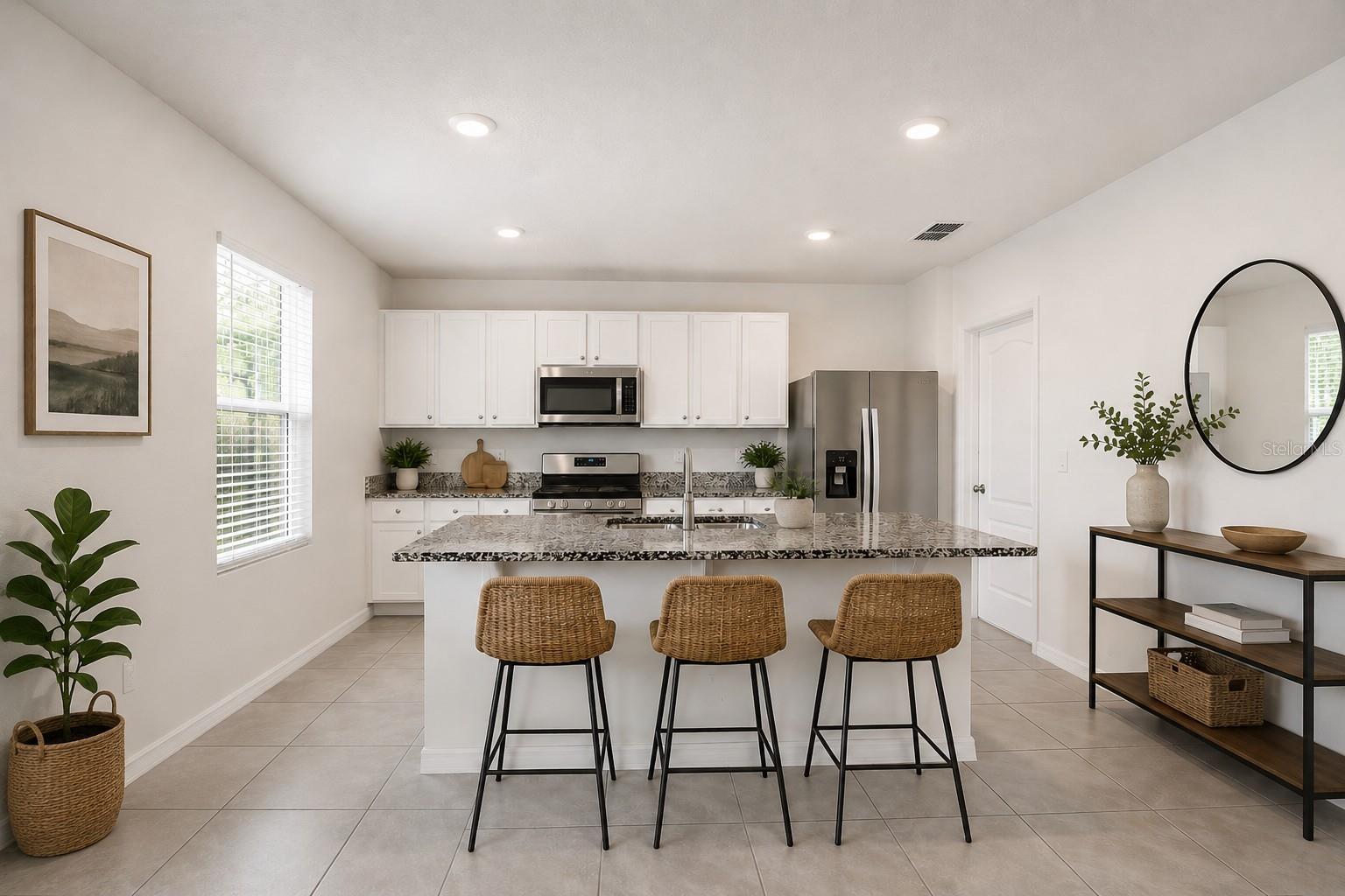 531 LAZIO CIR — photo 4