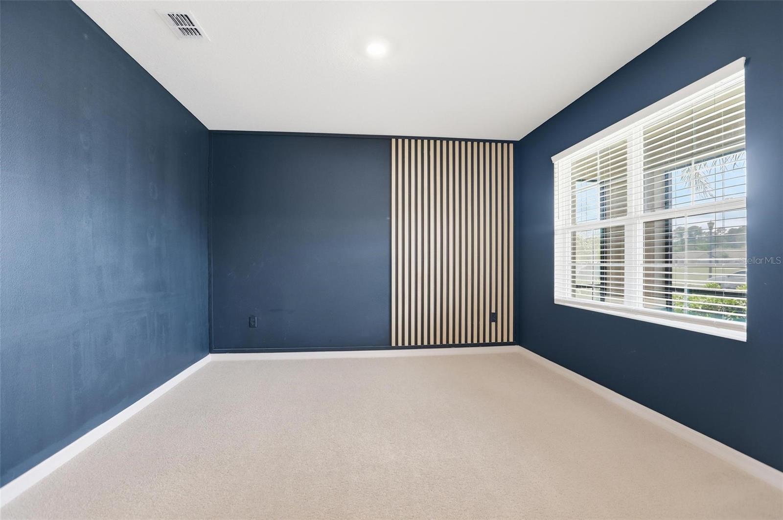 531 LAZIO CIR — photo 7