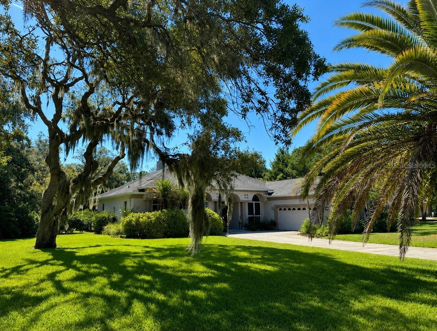 1521 SHADOW PINES DR — photo 2