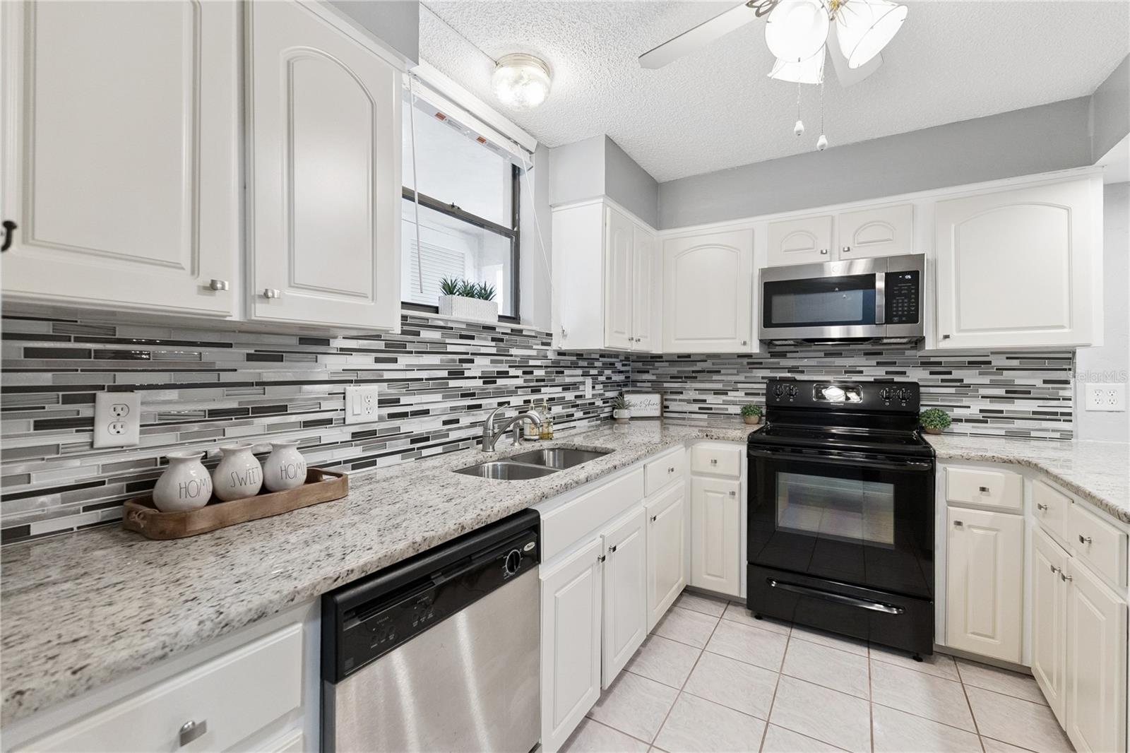 325 WILDER BLVD #A404 — photo 3
