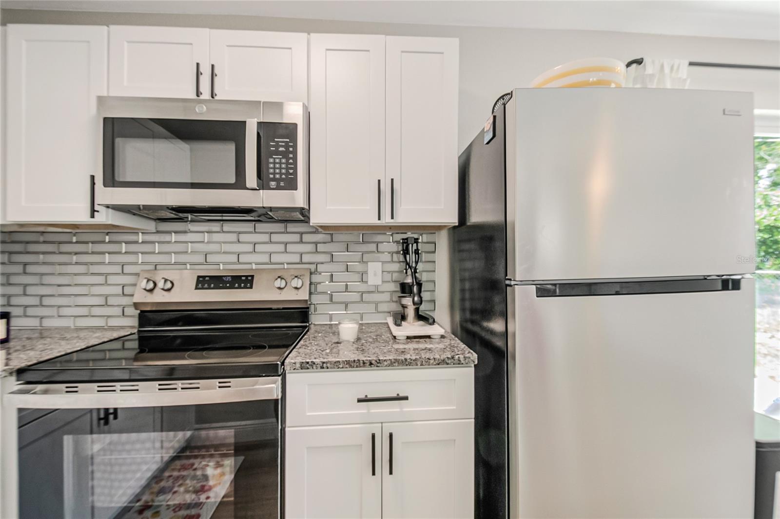 211 WOODMERE BLVD — photo 5