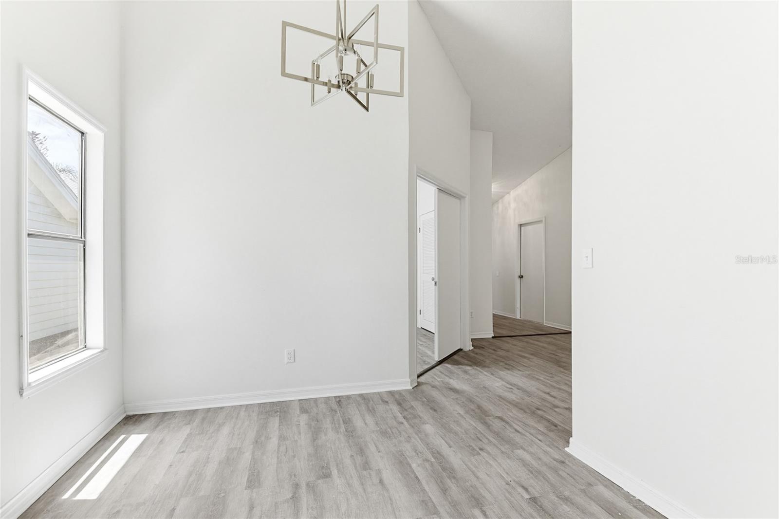 756 PINE SHORES CIR — photo 12