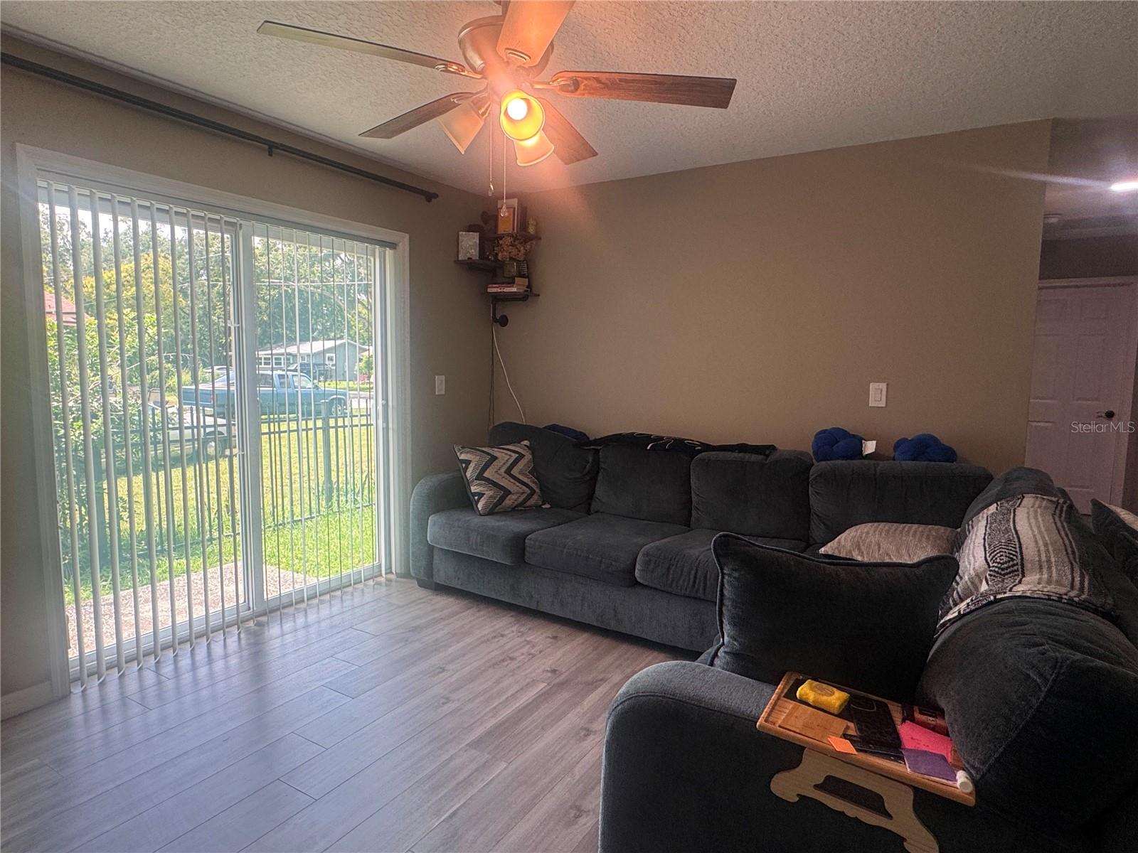 1700 S OLEANDER AVE — photo 11
