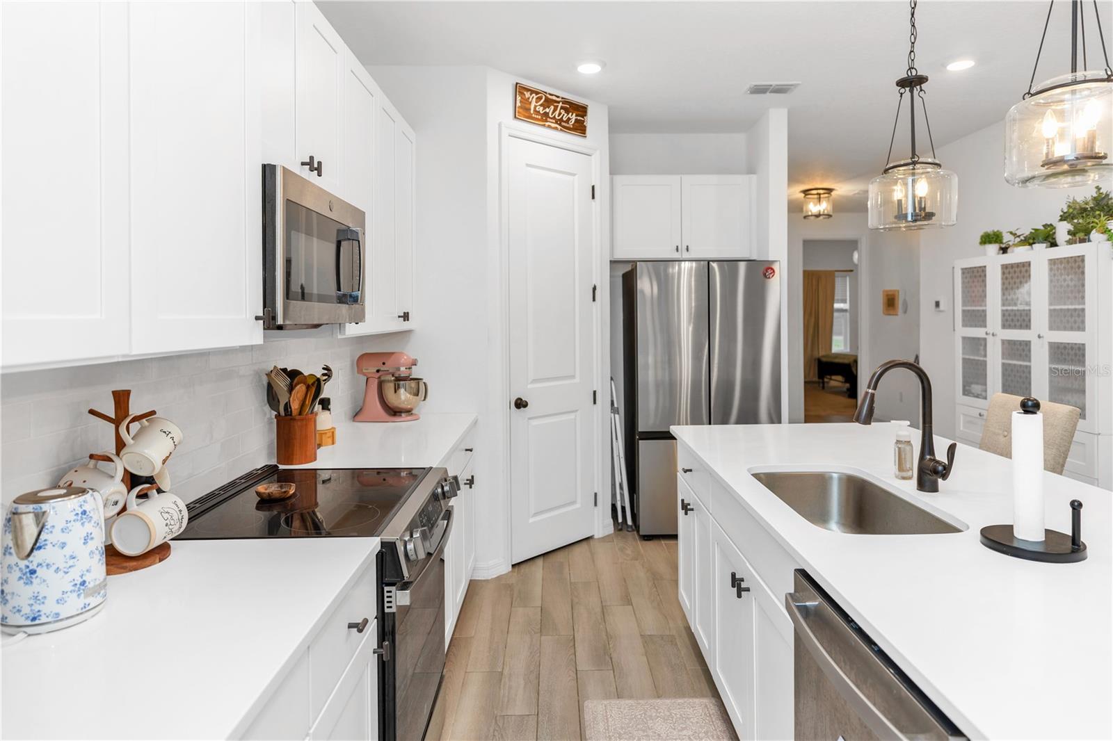 1450 ARBOR HILL DR — photo 6