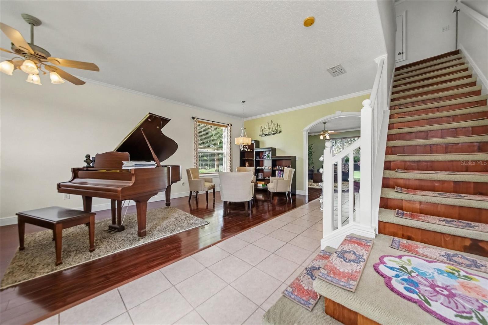 246 BRIGHTVIEW DR — photo 4