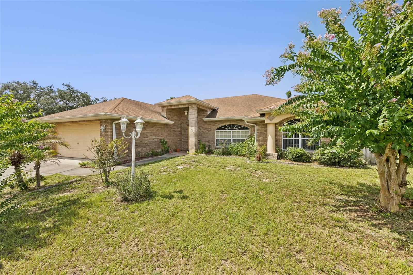 2270 CARSON LN — photo 2