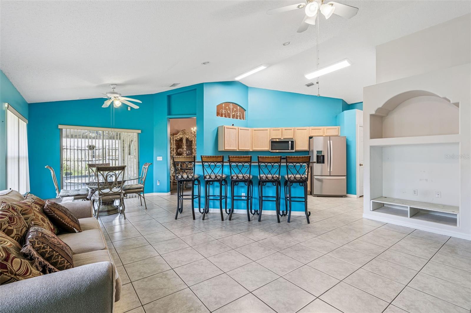 2270 CARSON LN — photo 5
