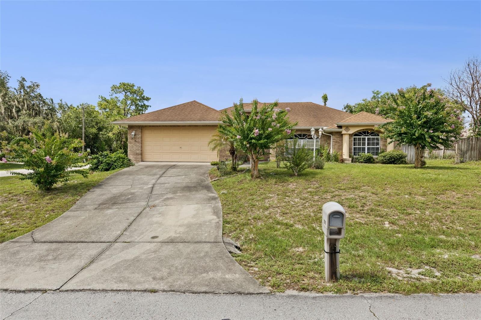 2270 CARSON LN