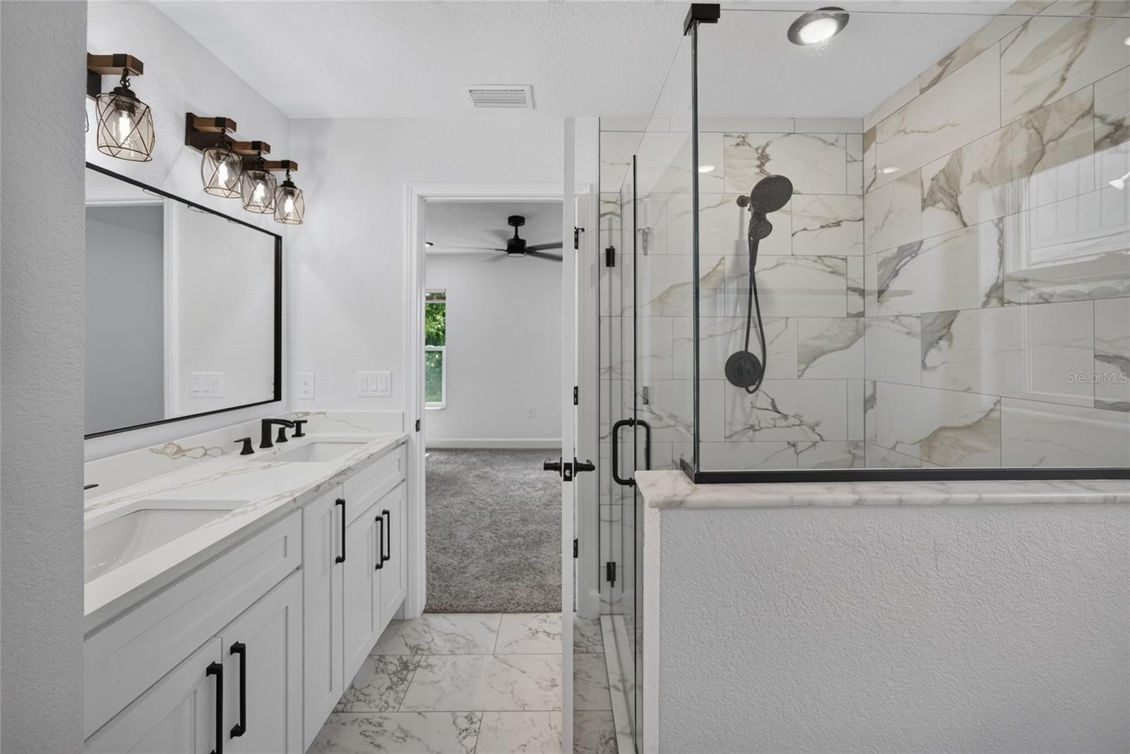 2225 MCCARTHY AVE — photo 3