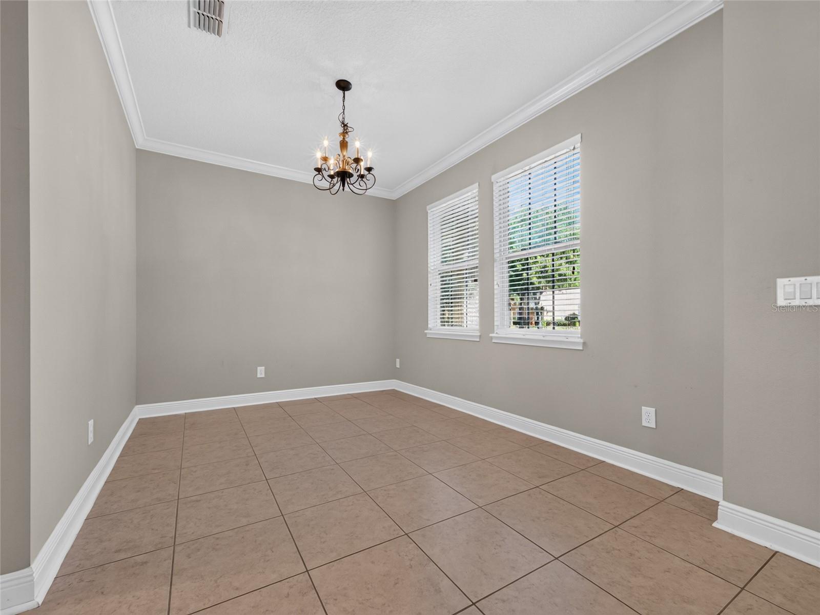 865 BELLES FERRY LOOP — photo 8