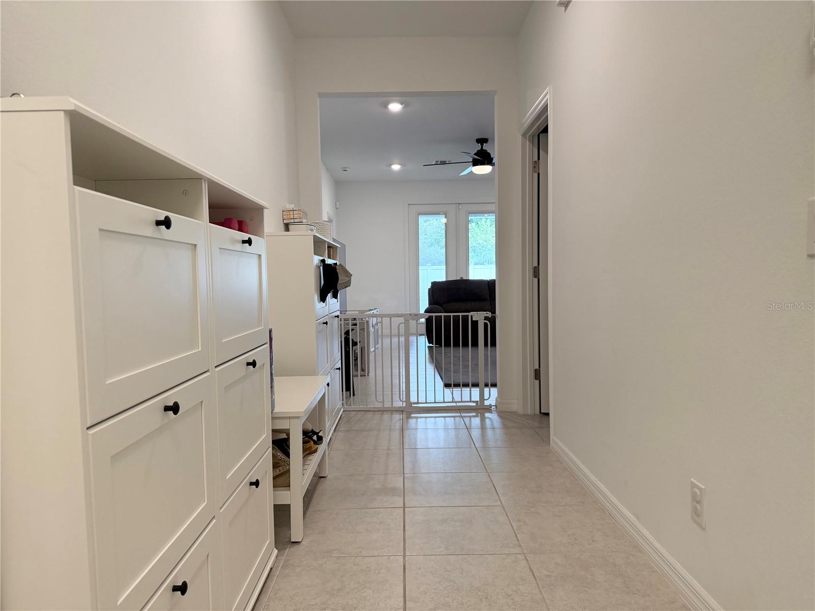 1663 MEADOWLARK DR — photo 8