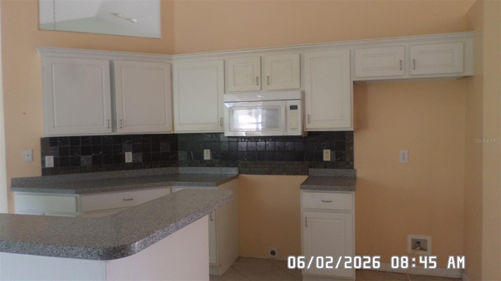 1638 W AKRON DR — photo 5