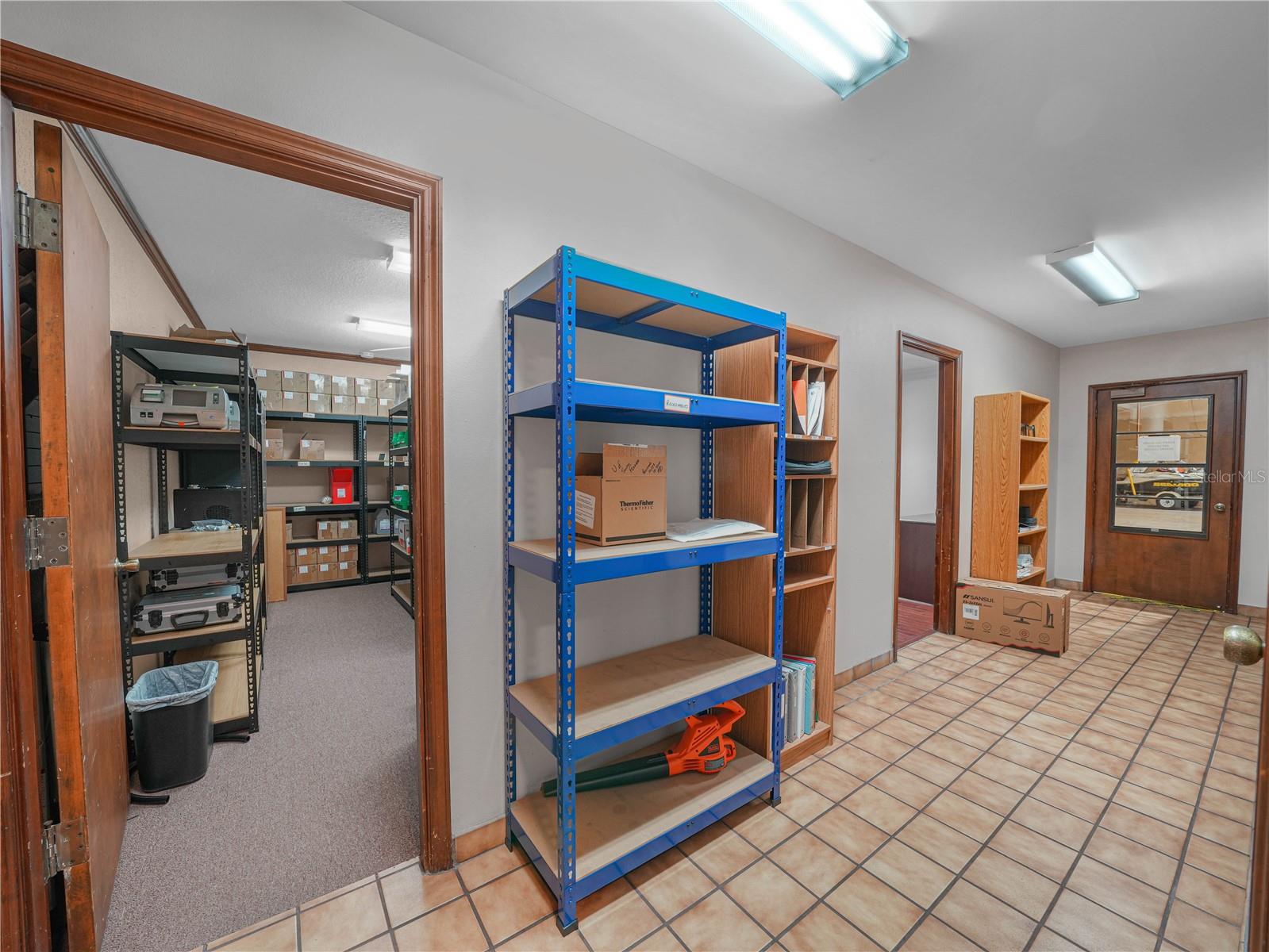 112 N POPLAR AVE — photo 7
