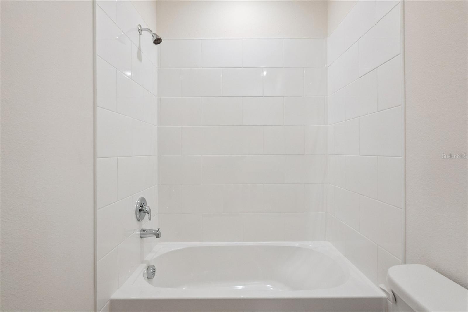 1340 FOUNTAIN VIEW ST — photo 6