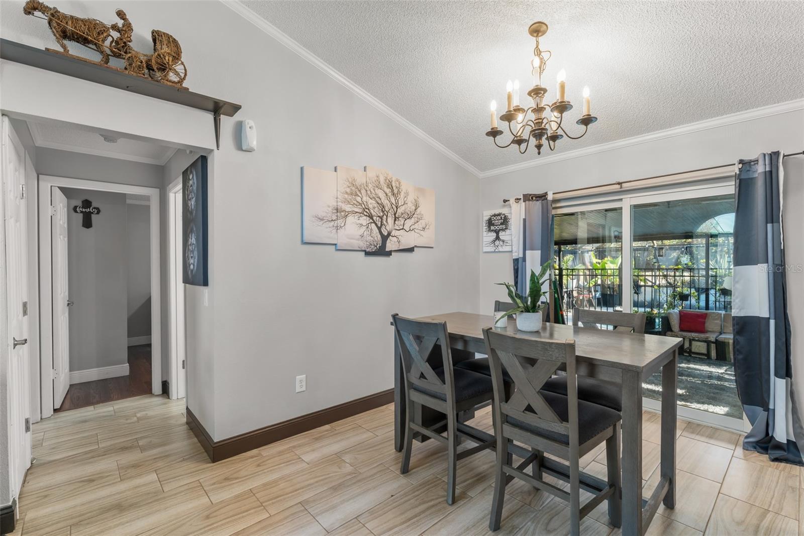 961 MILLENBECK AVE — photo 9