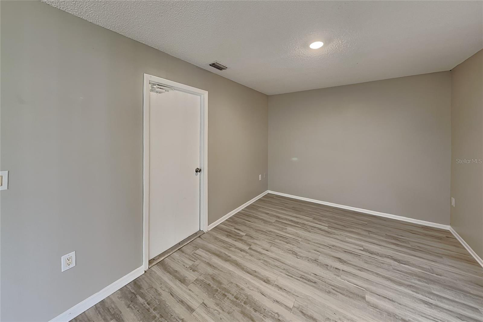 3352 MERCHANT TER — photo 5