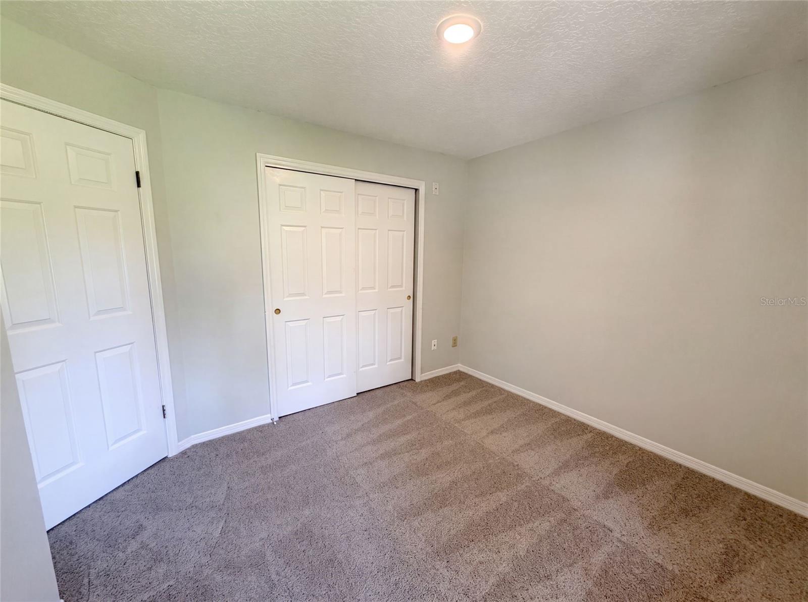332 SPRUCEWOOD RD — photo 9