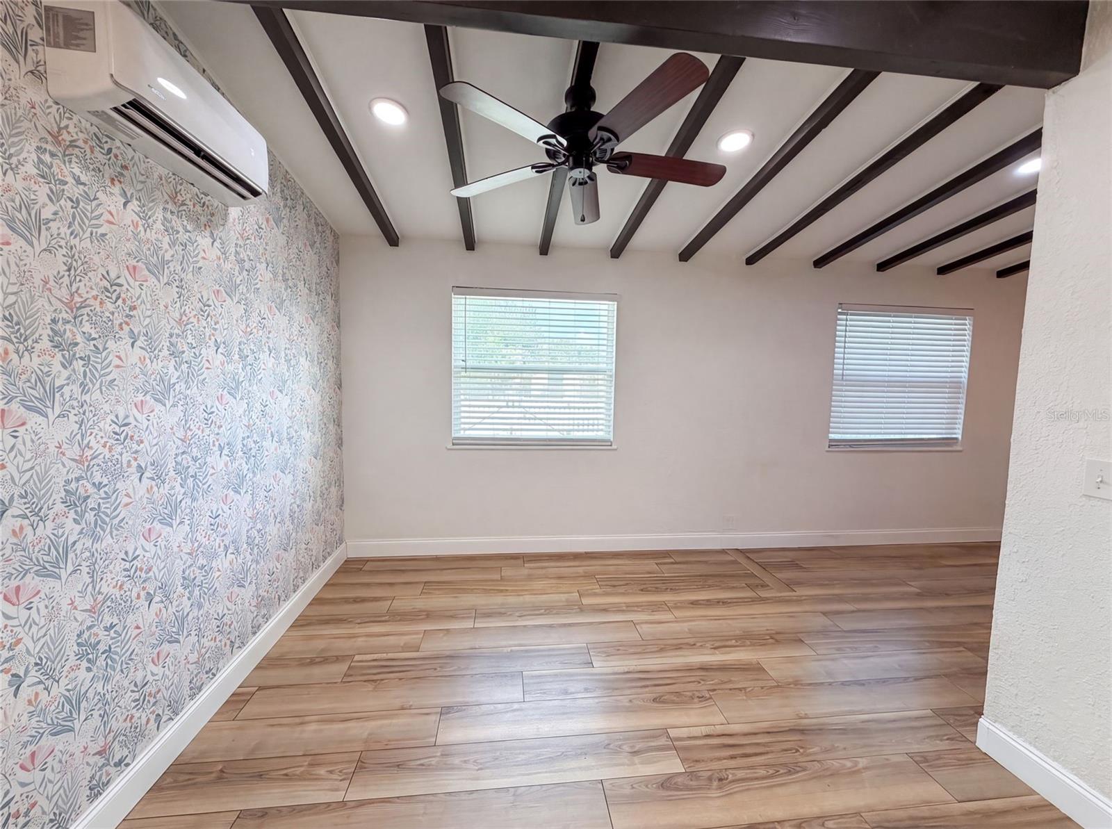 2242 E DANA DR — photo 11