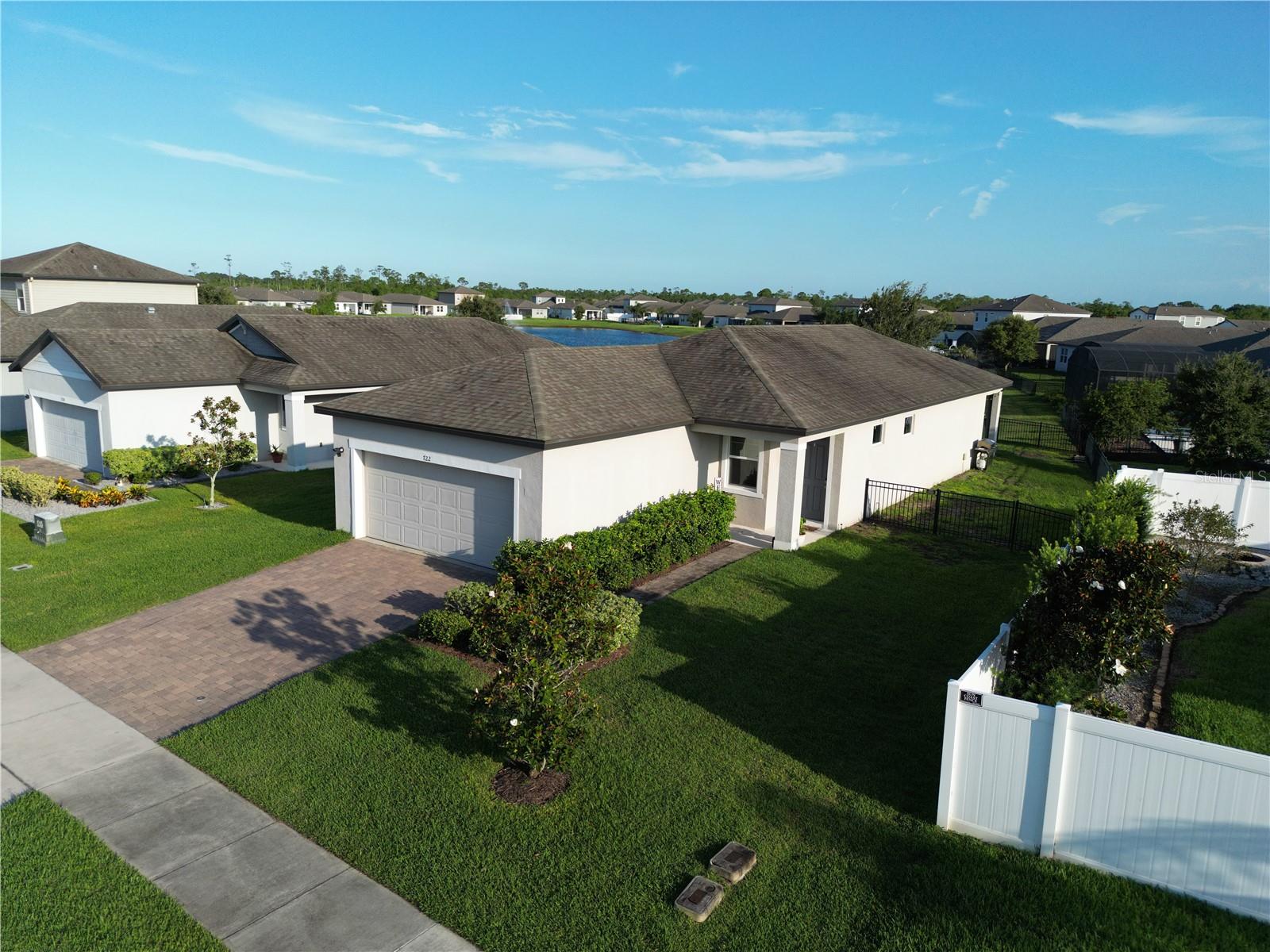 722 LADYFISH LN — photo 2