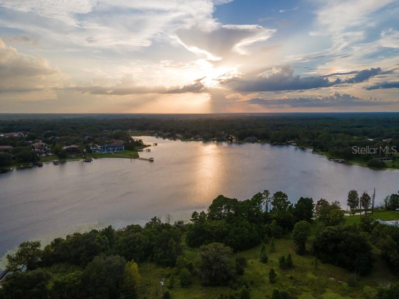 800 LAKE MARKHAM RD — photo 4