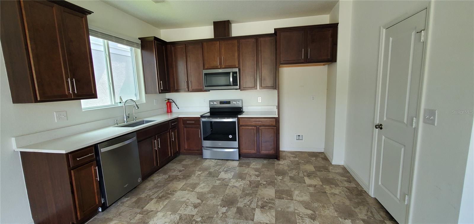 2354 TWIN FLOWER LN — photo 7