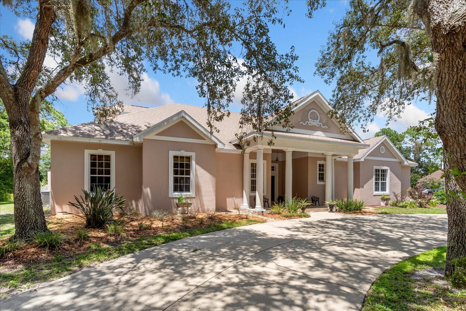 180 RIVER OAKS CIR
