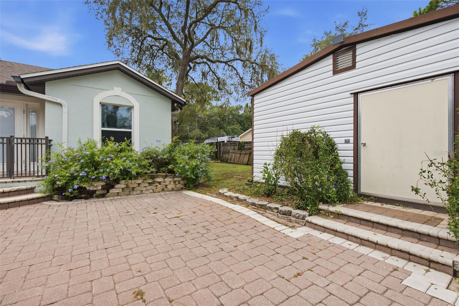 164 E GOODHEART AVE — photo 11