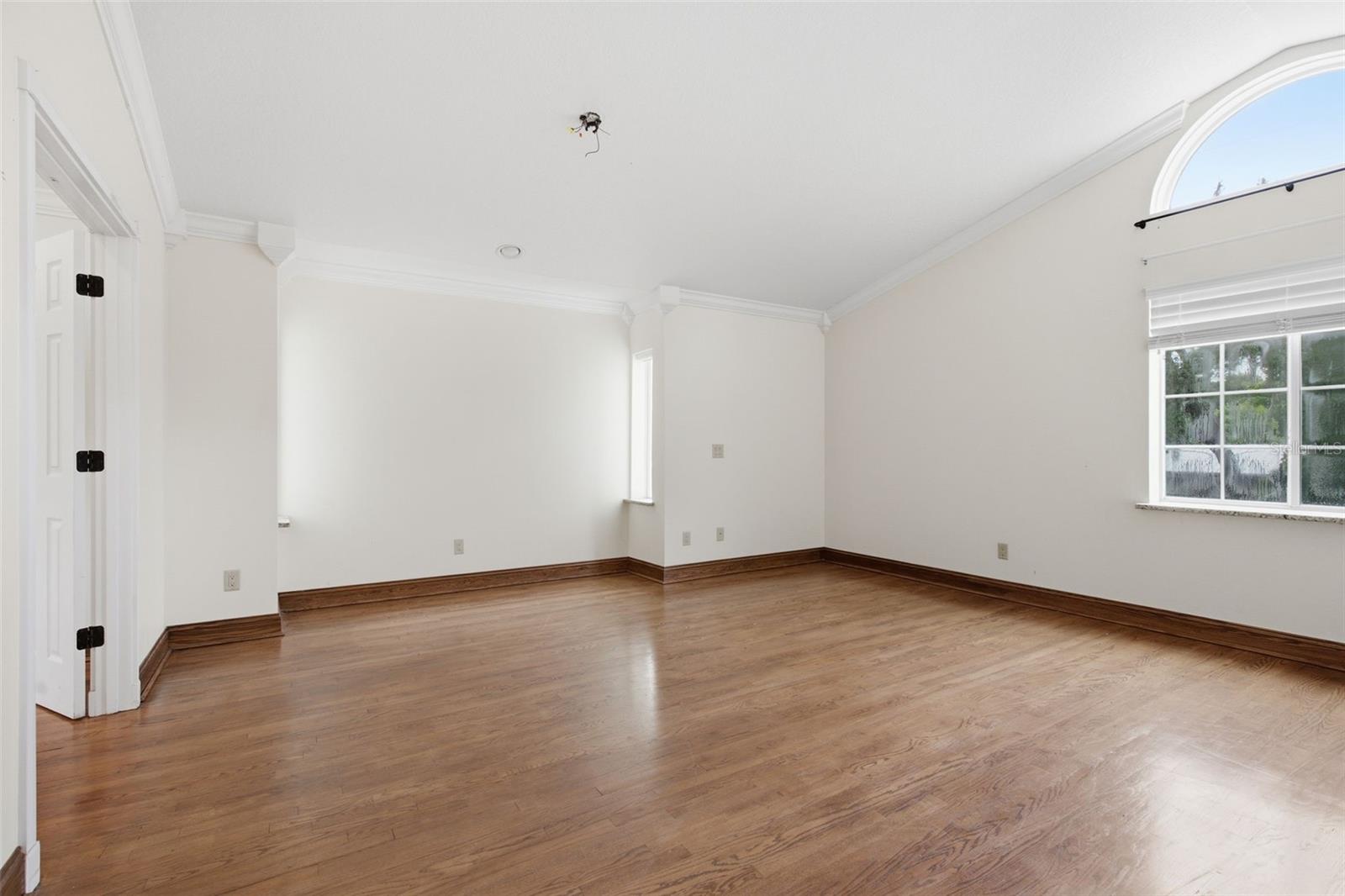 164 E GOODHEART AVE — photo 6