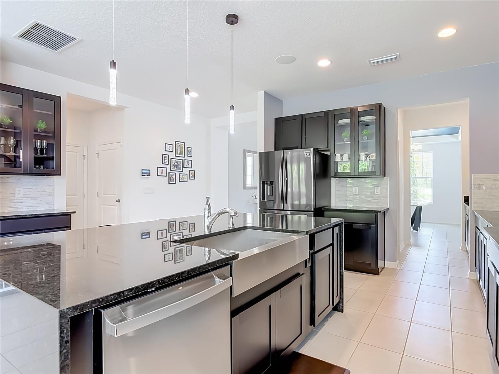 720 TREEHOUSE LOOP — photo 8