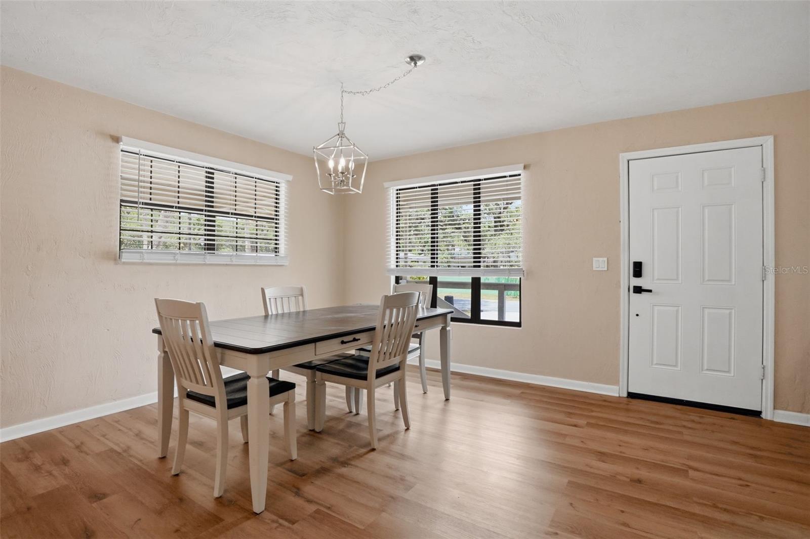 254 OLEANDER PL — photo 4