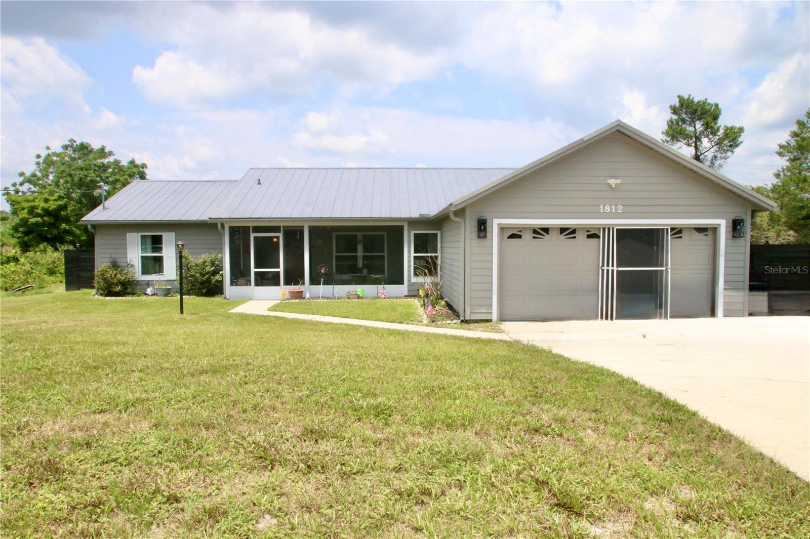 1812 WHIPPLE DR — photo 2