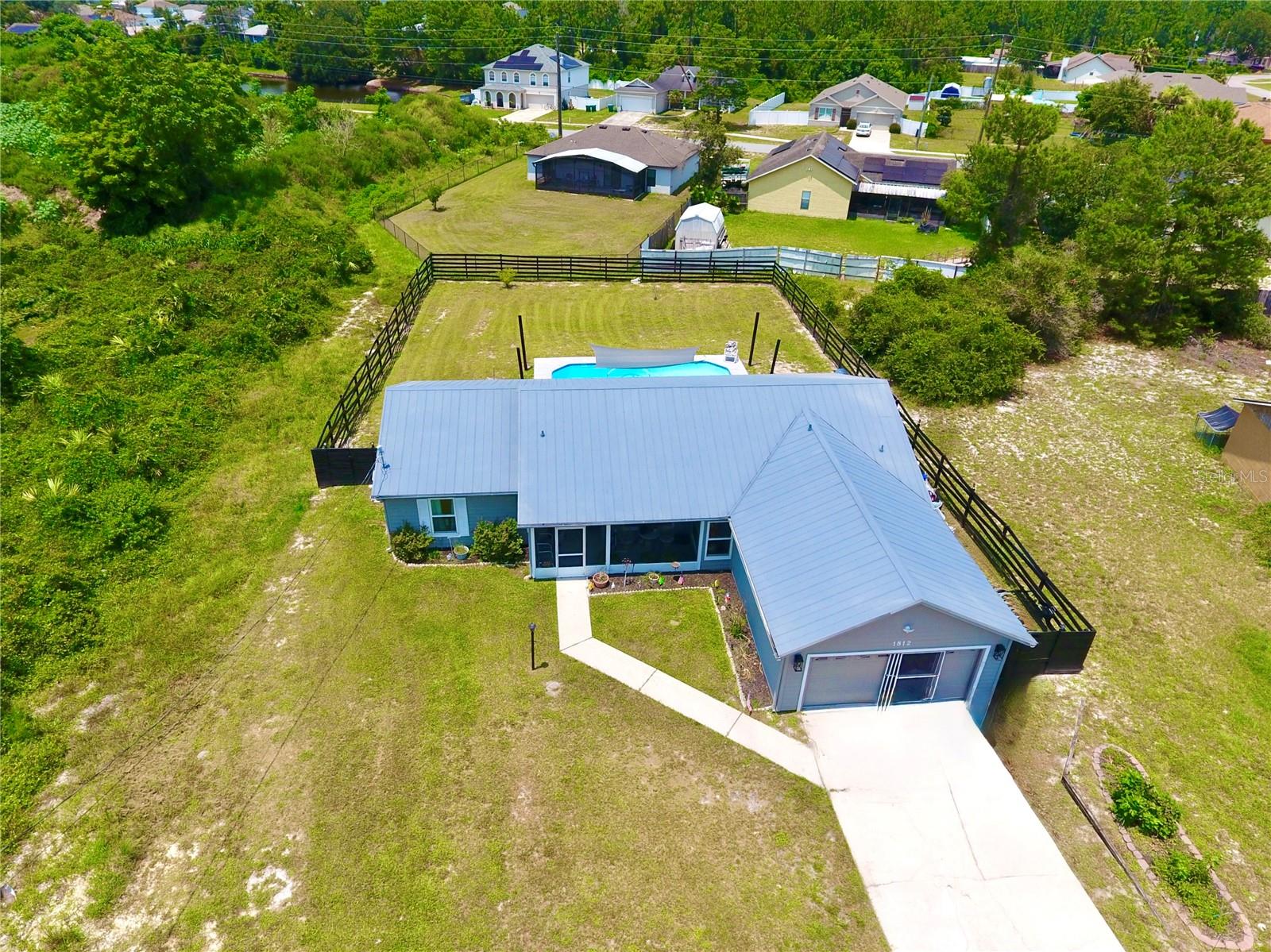 1812 WHIPPLE DR — photo 5