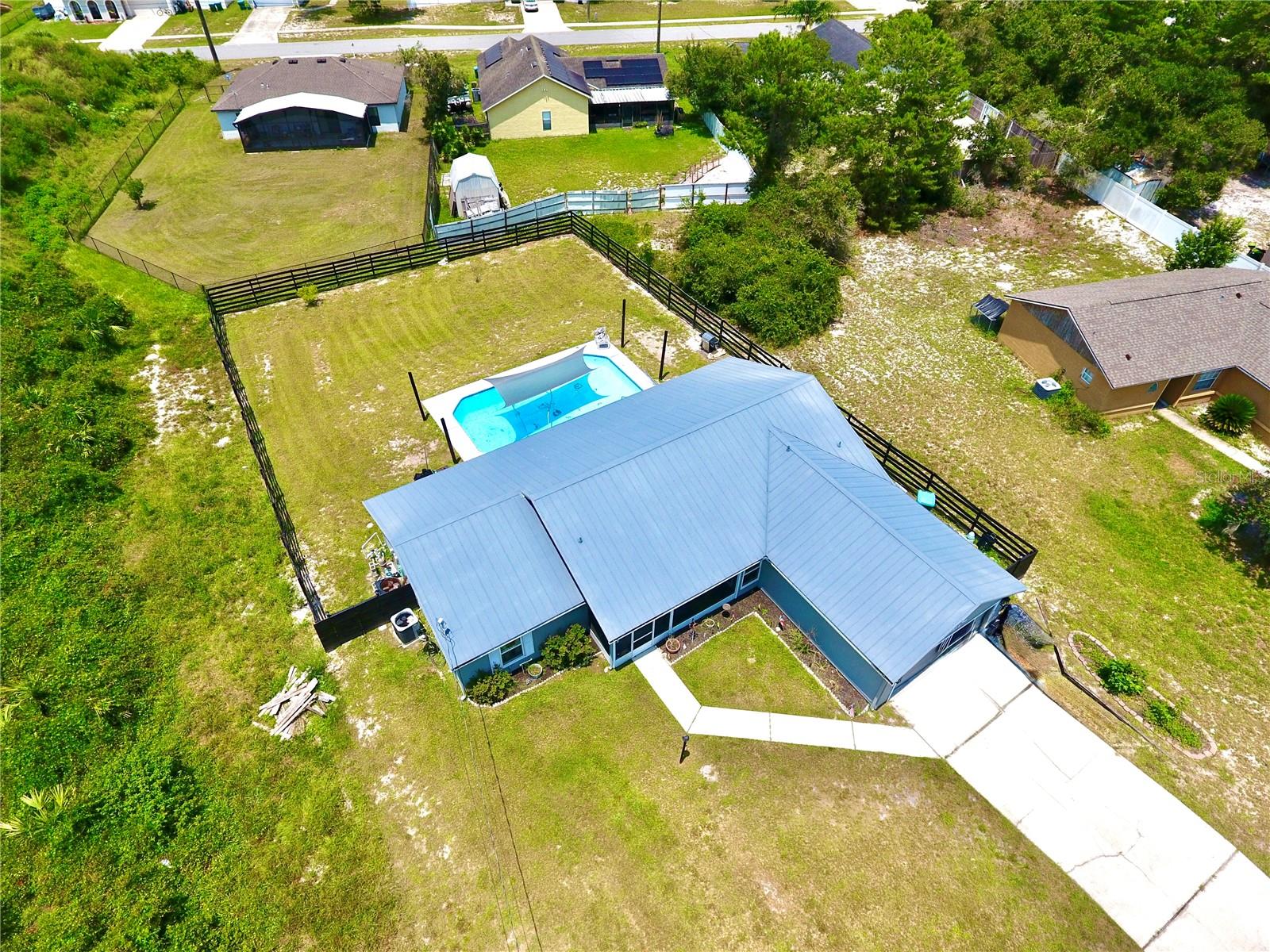 1812 WHIPPLE DR — photo 6