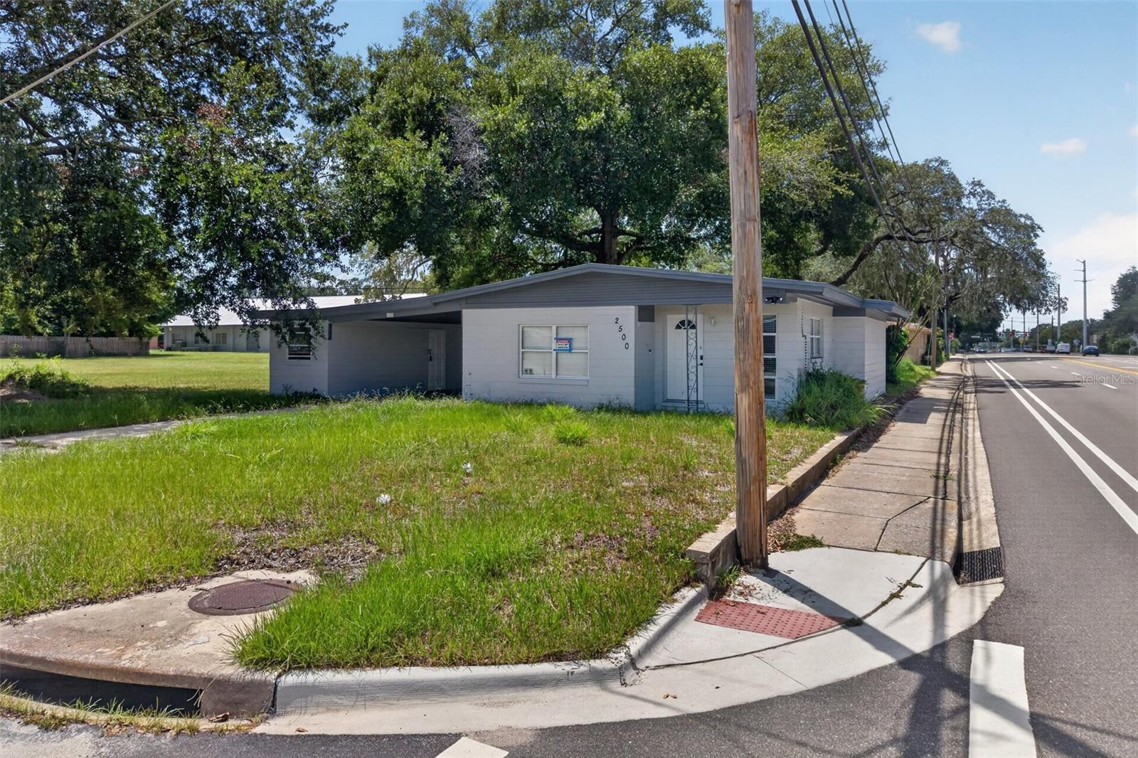 2500 MYRTLE AVE — photo 2