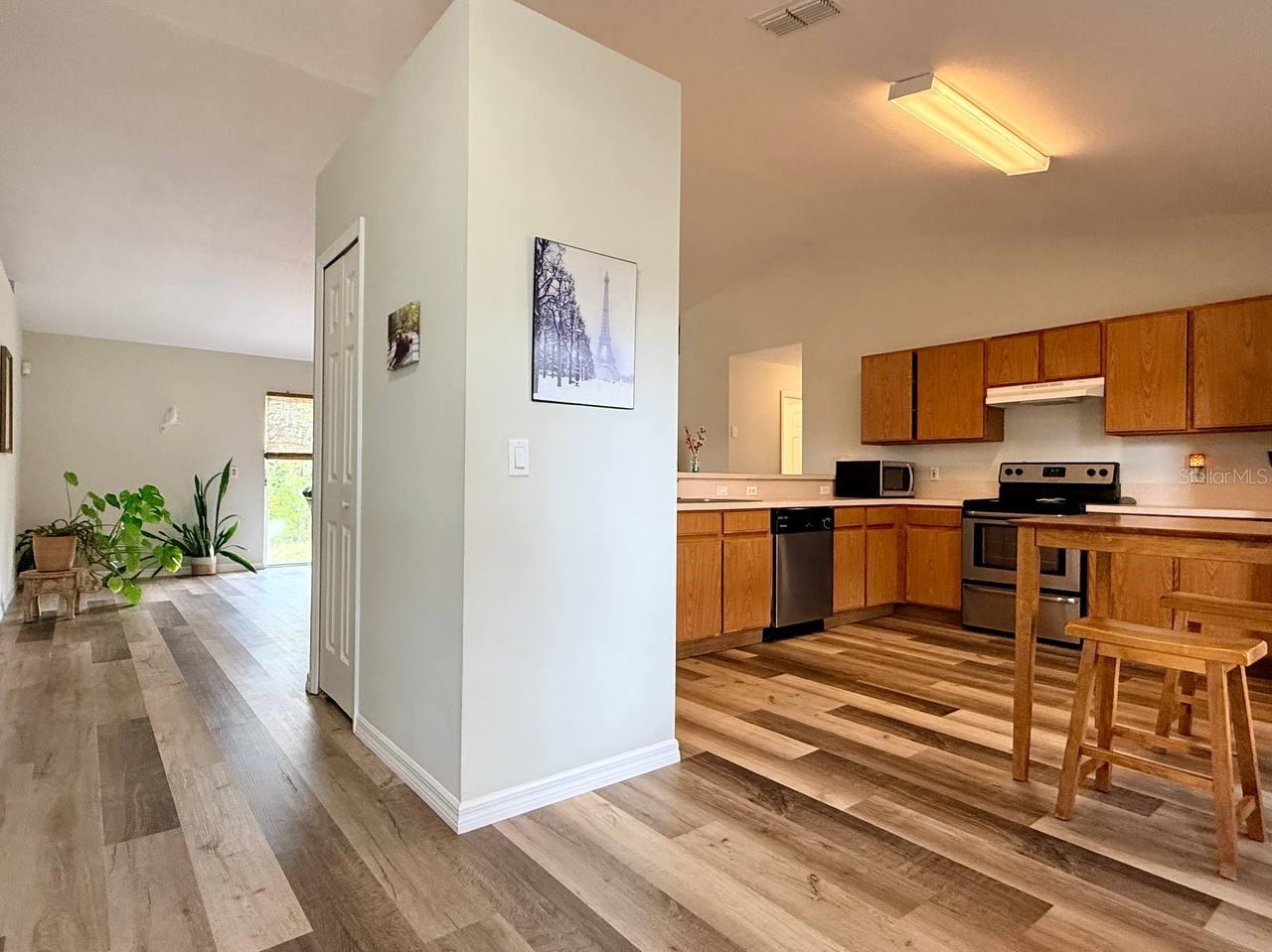 267 AUTUMN RIDGE RD — photo 10