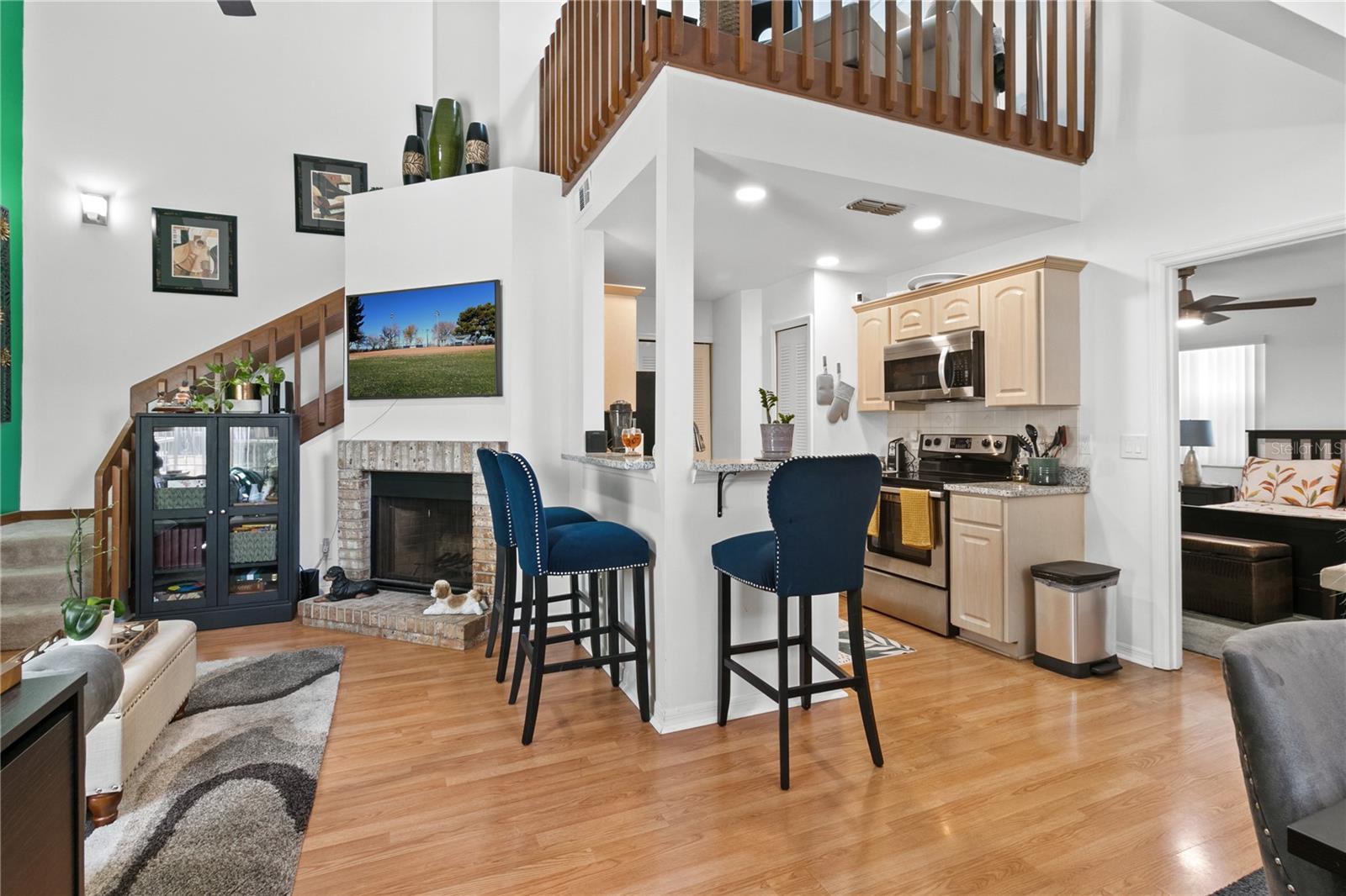962 NEWCASTLE CIR #206 — photo 2