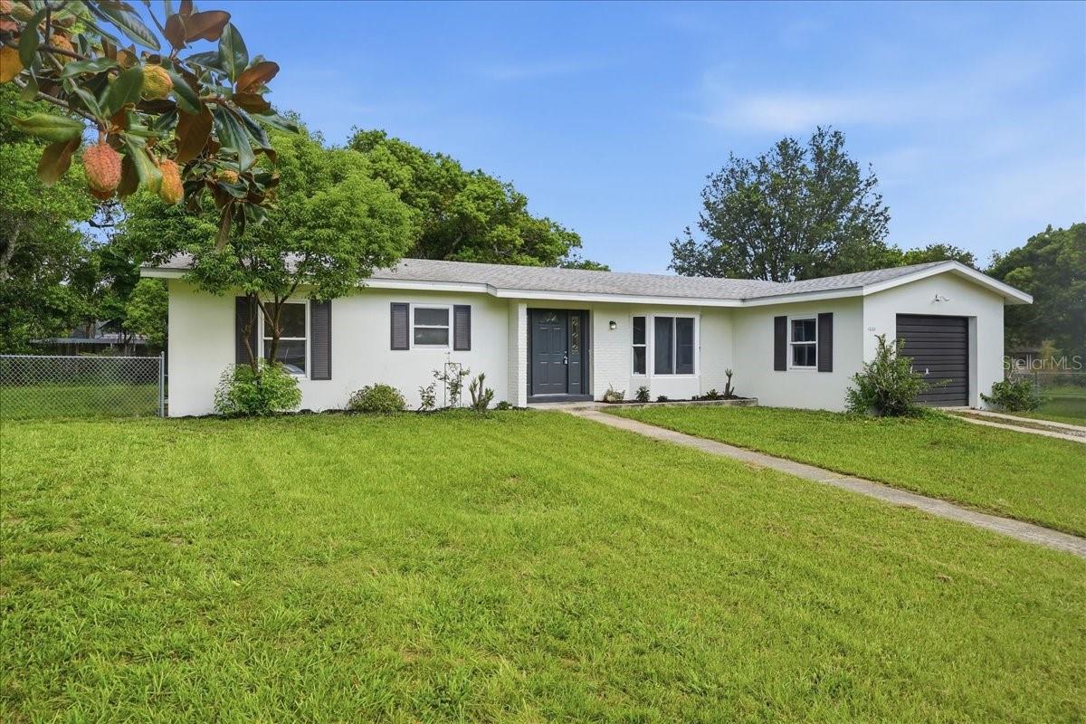 1220 SIENNA CT