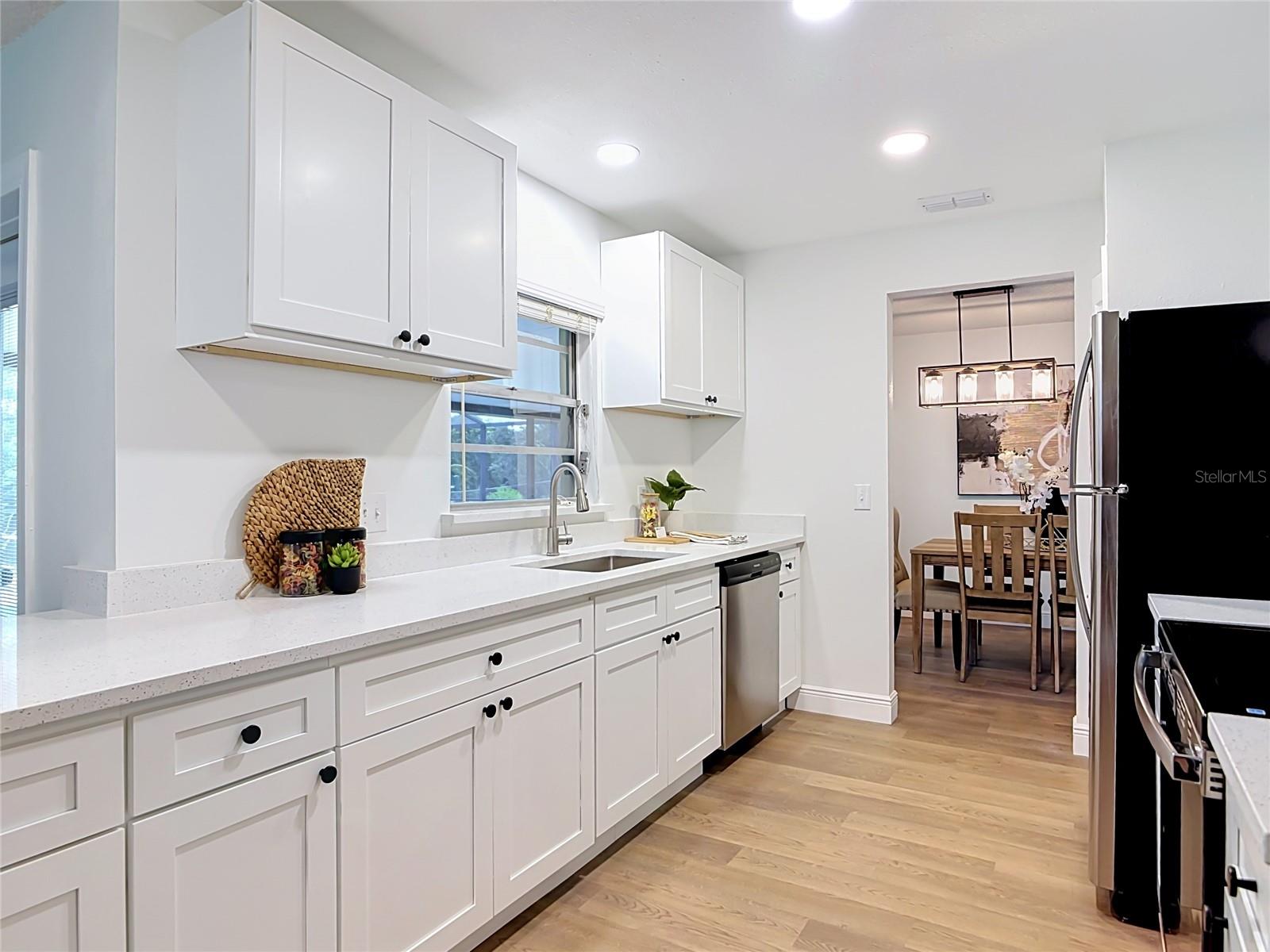 3208 LAKE HELEN OSTEEN RD — photo 2