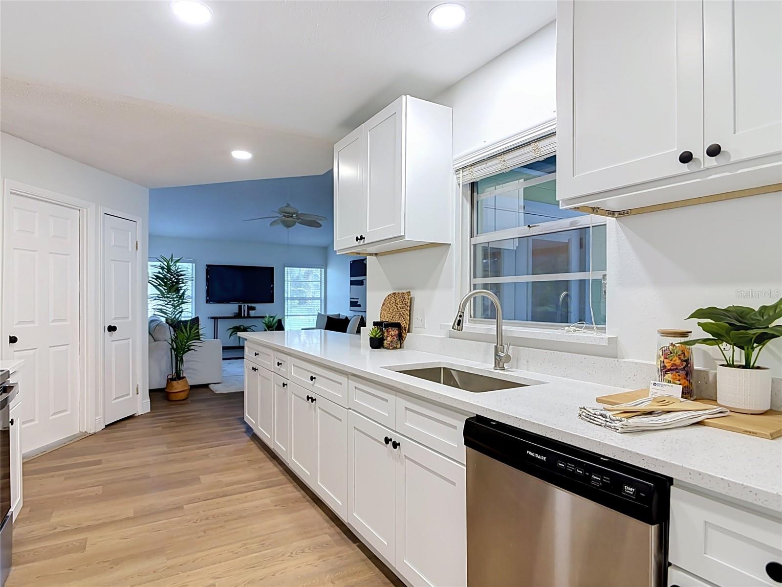 3208 LAKE HELEN OSTEEN RD — photo 10